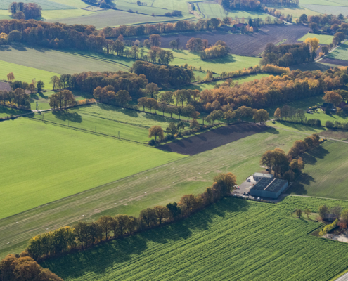 Blick auf den Flugplatz - Queranflug 24