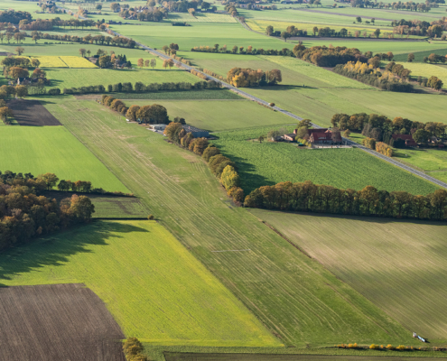 Flugplatz aus der Segelflug Queranflug 24